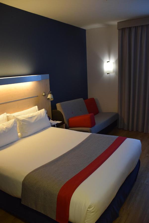 Hotel Holiday Inn Express Madrid-Rivas By Ihg Luaran gambar